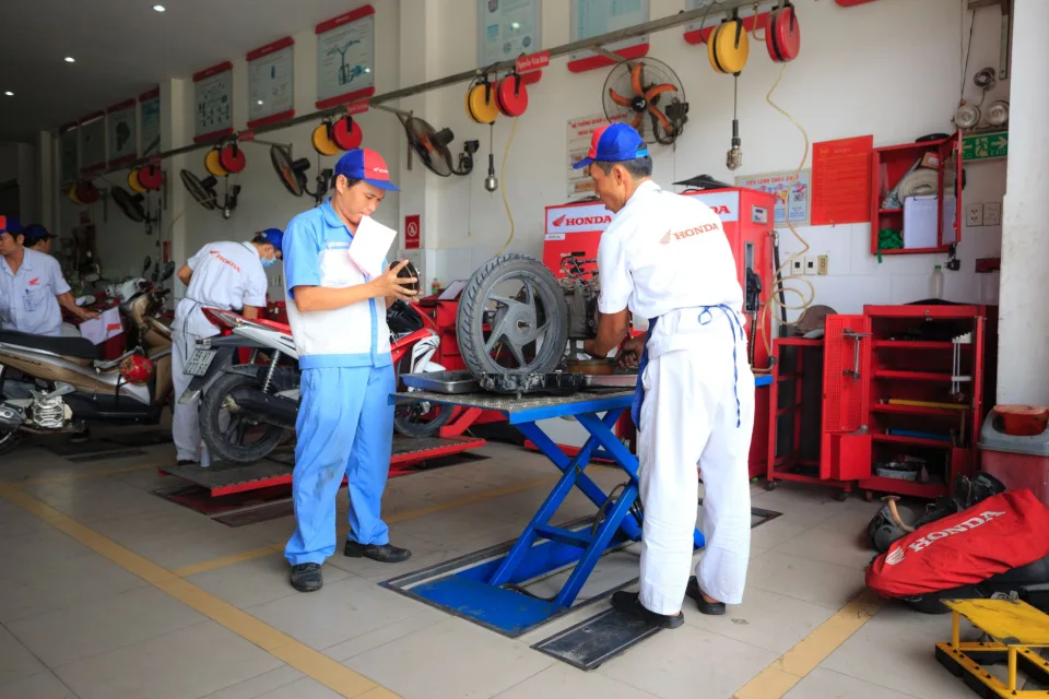Rửa xe & chăm sóc xe